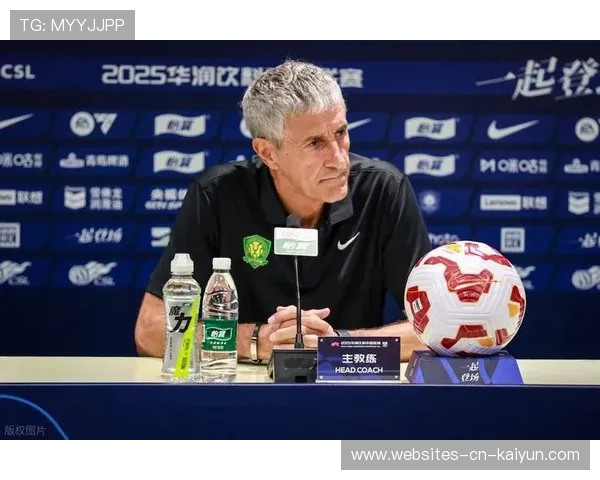 冠军球队主帅战术讲座吸引众多教练和球迷参与，球赛冠军